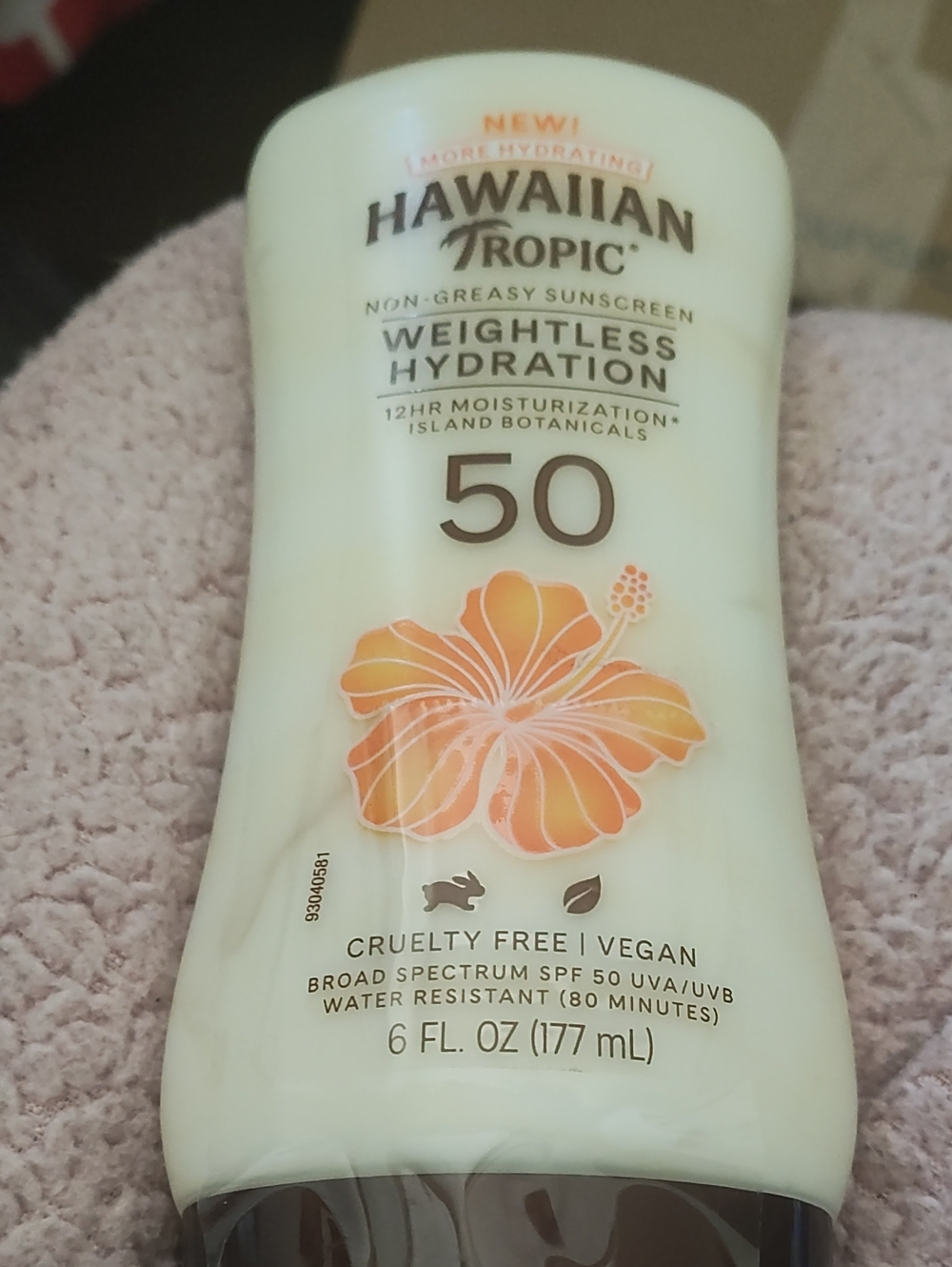 Hawaiian Tropic Weightless Hydration SPF 50 Sunscreen - Cream/Orange